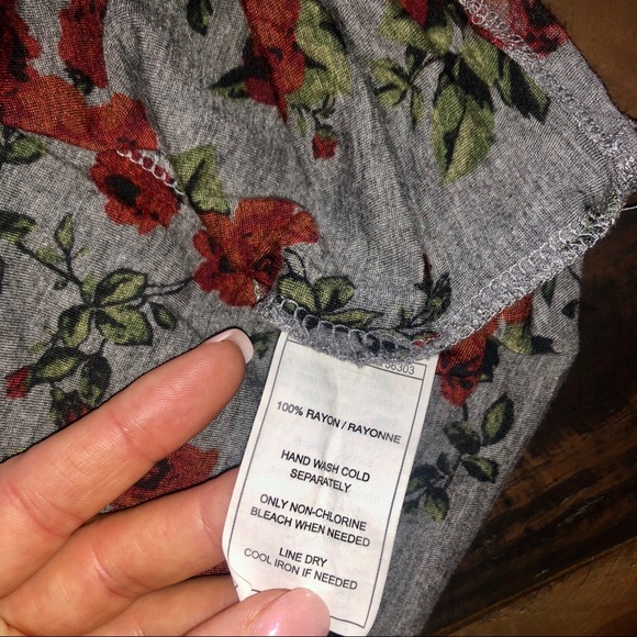 Emp Pre Let it Go Tee - Picture 5 of 6